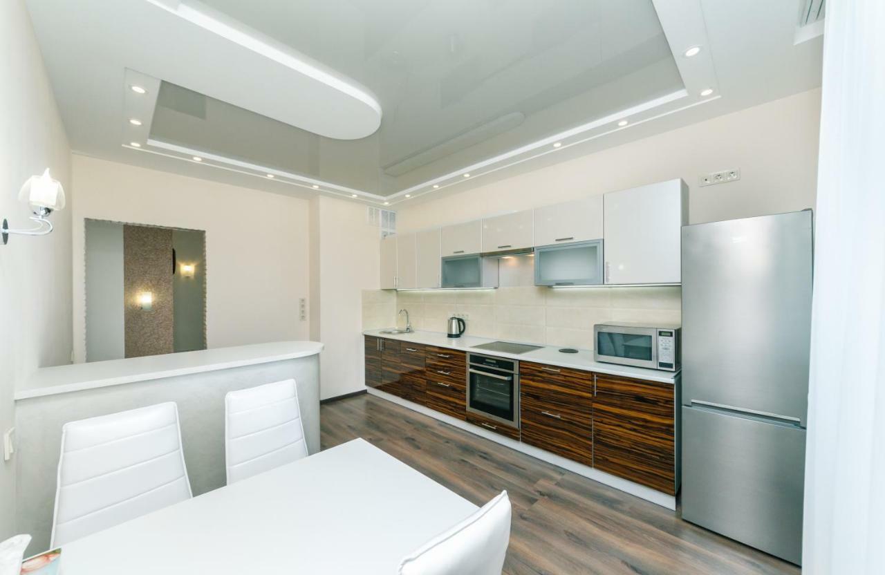 люкс с 3 комнатами княжий затон Apartment