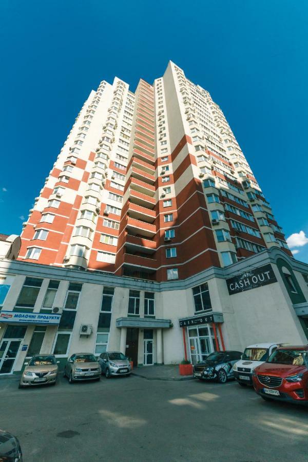 люкс с 3 комнатами княжий затон Apartment