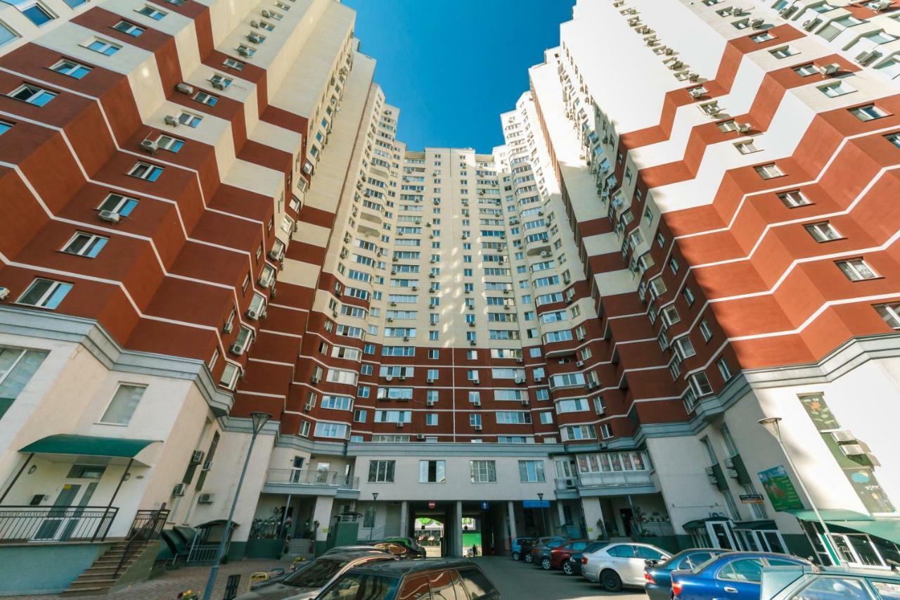 люкс с 3 комнатами княжий затон Apartment *